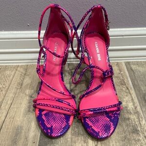 Gianni Bini shoes snake print strappy heels